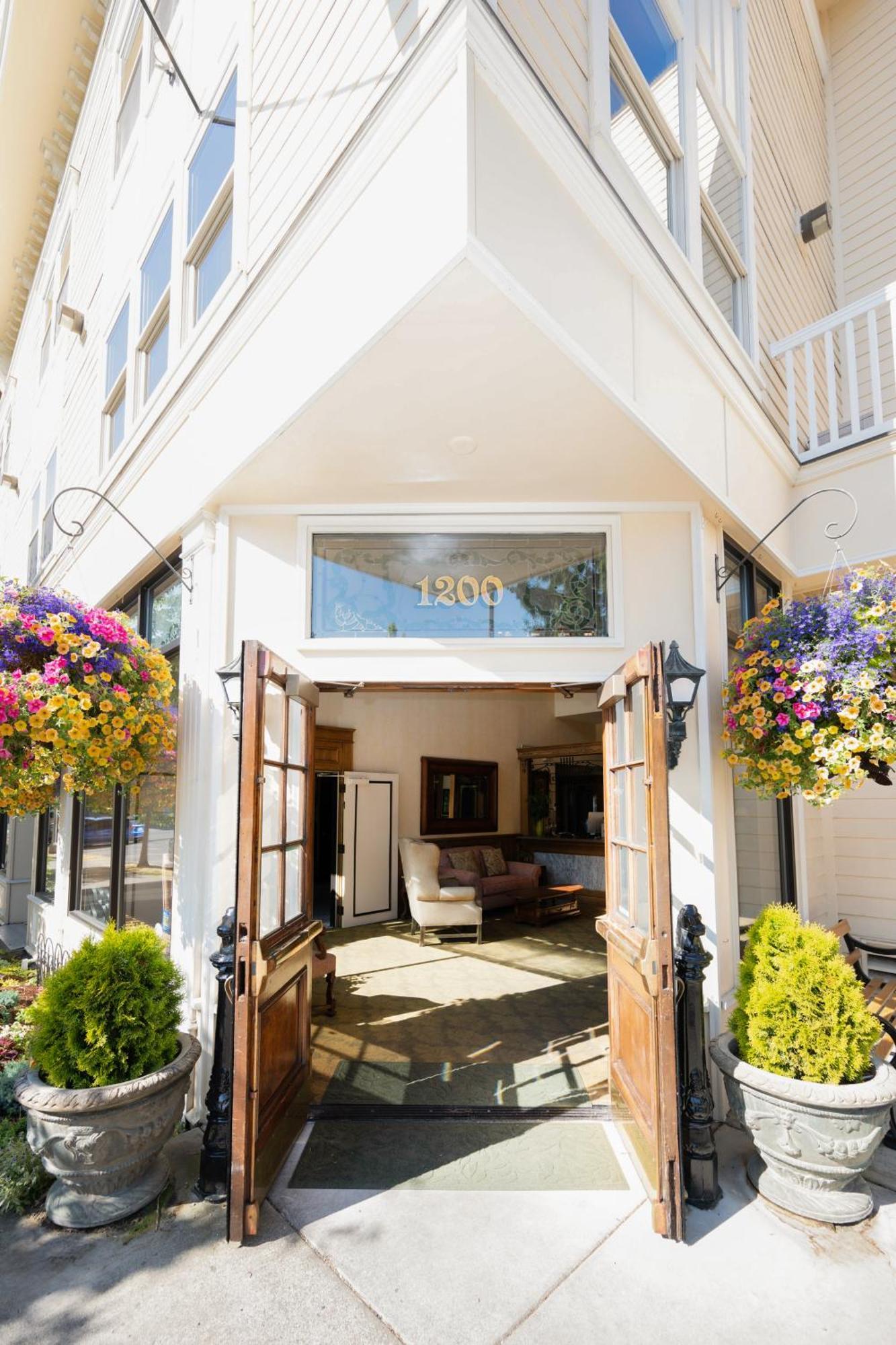 Fairhaven Village Inn Bellingham Bagian luar foto